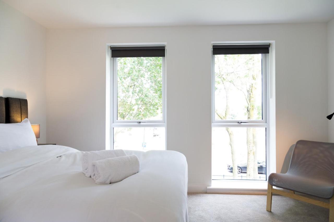 Pass The Keys Cheerful 4 Bed Central Townhouse Garden & Parking Villa Birmingham Bagian luar foto